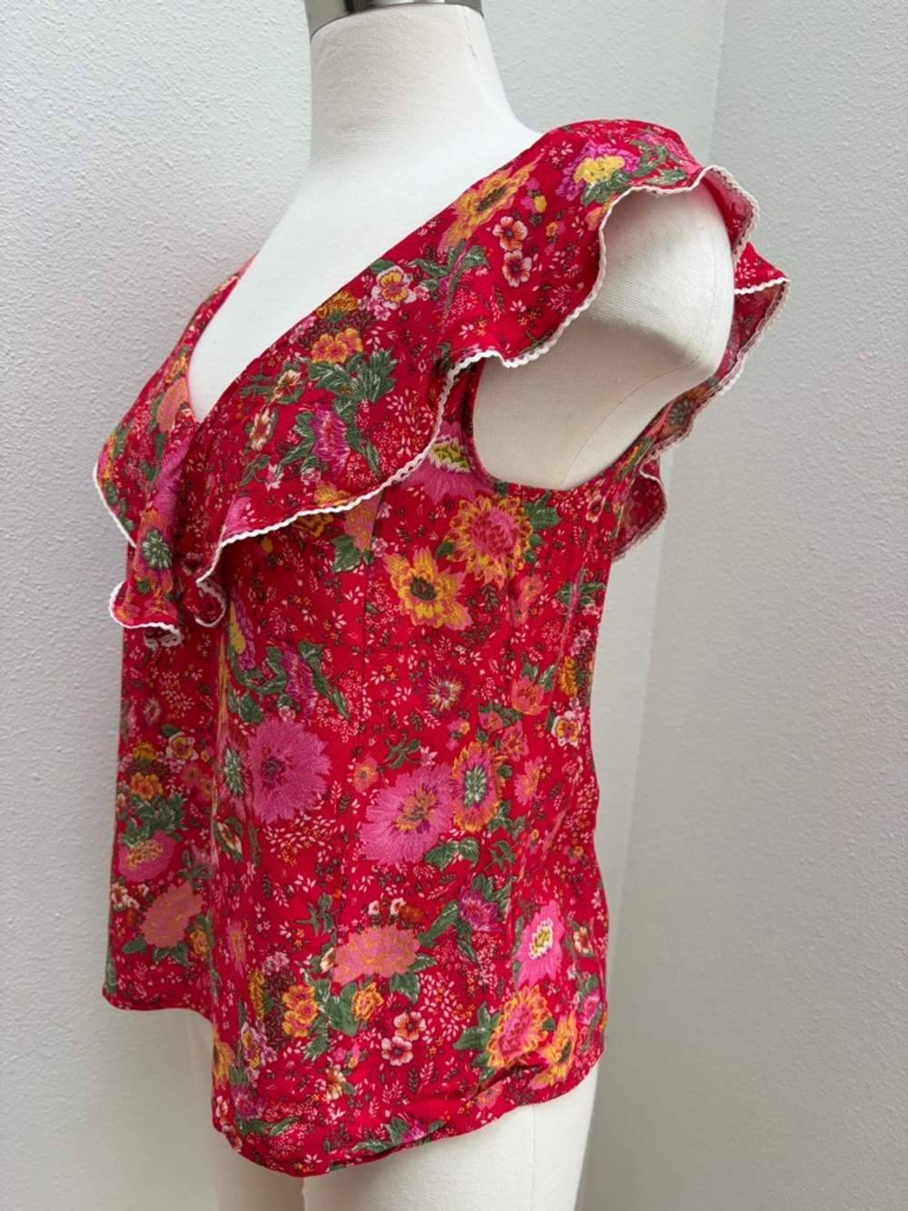 Sezane Manette Floral Blouse Ruffle Open Back Top V Neck Red Pink Size Small - Picture 6 of 14